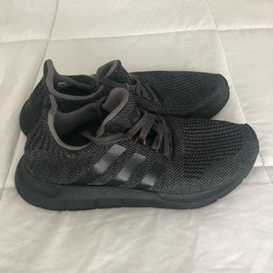 Adidas Men’s Sneakers 8 1/2 Charcoal Grey